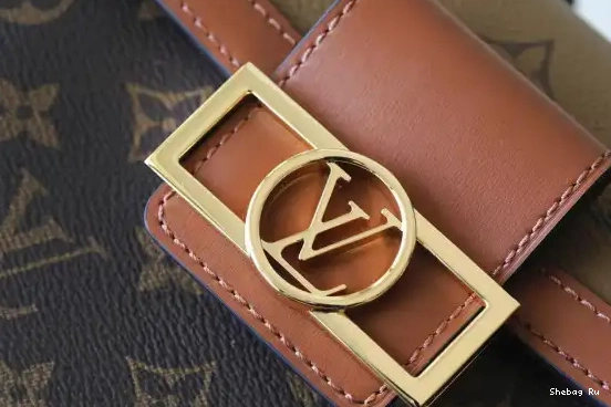 VUITTON LOUIS CAPITALE DAUPHINE 0528